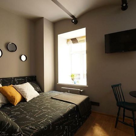 New Bohemian Crash Pad In Riga Center Apartment Ngoại thất bức ảnh